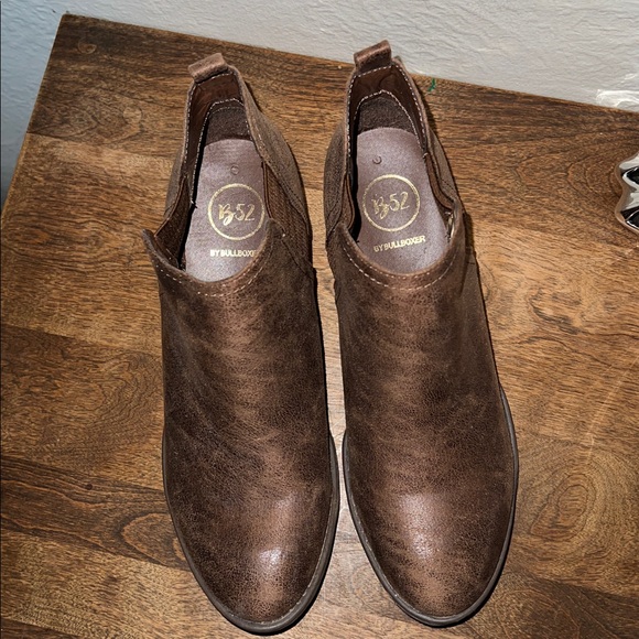 B52 by Bullboxer 9 ankle boots new nwob brown booties Hayden - Picture 2 of 5
